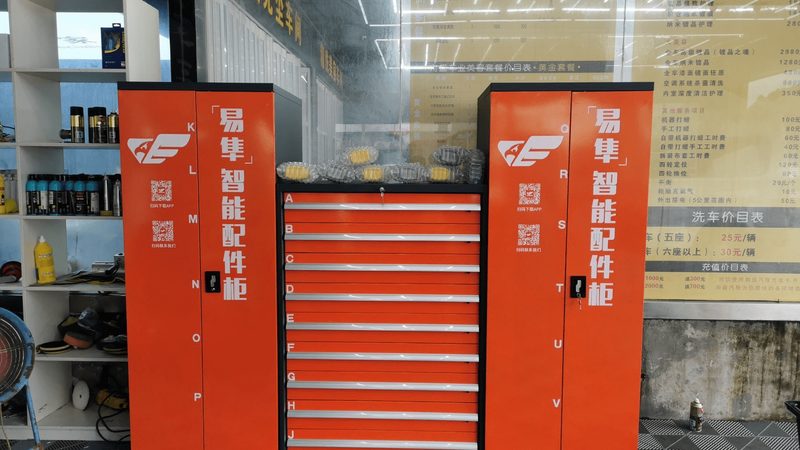 目前市场上常见的空气滤芯材质主要有以下几种：